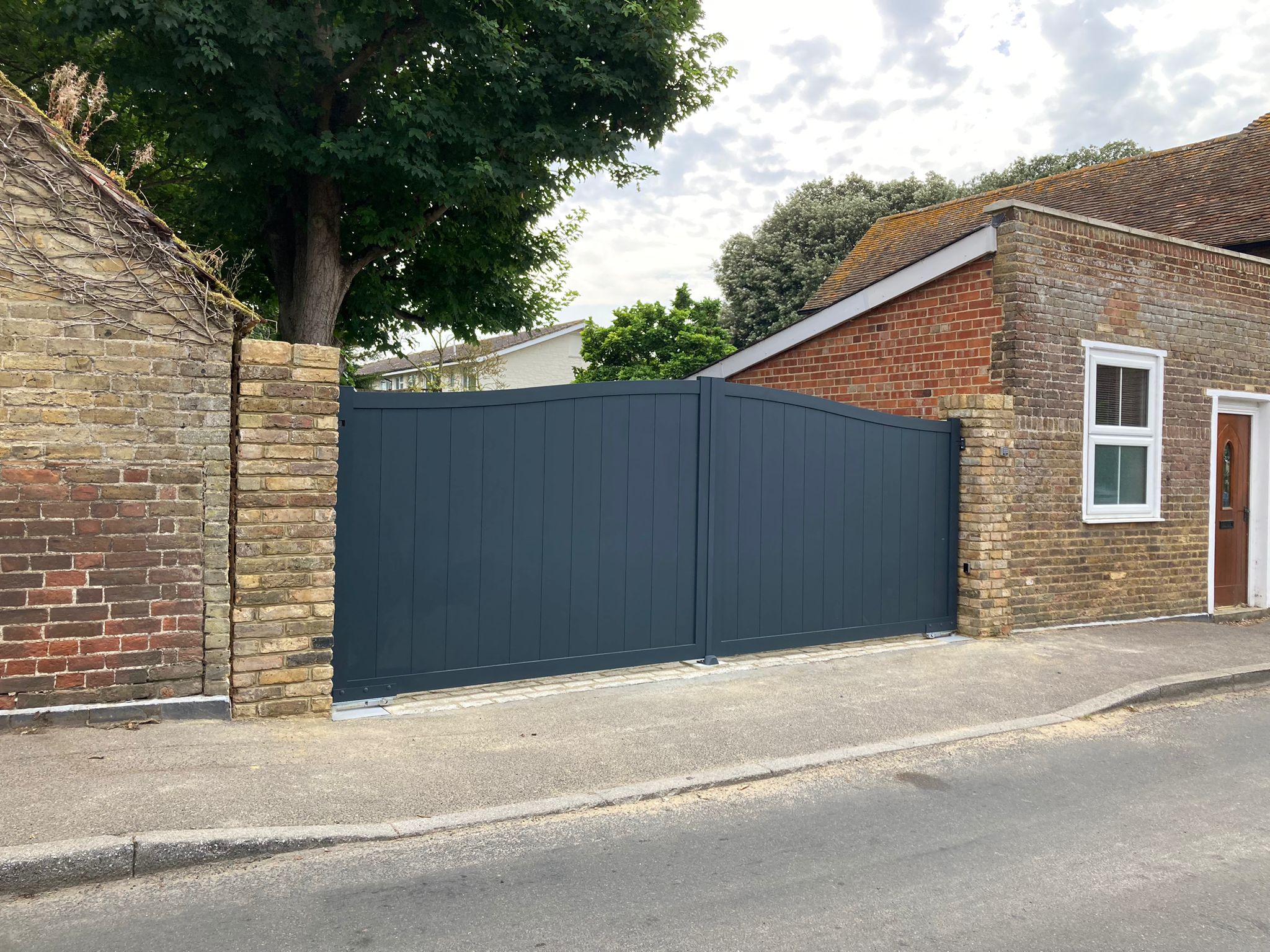 Automated Aluminium Gates in East Kent